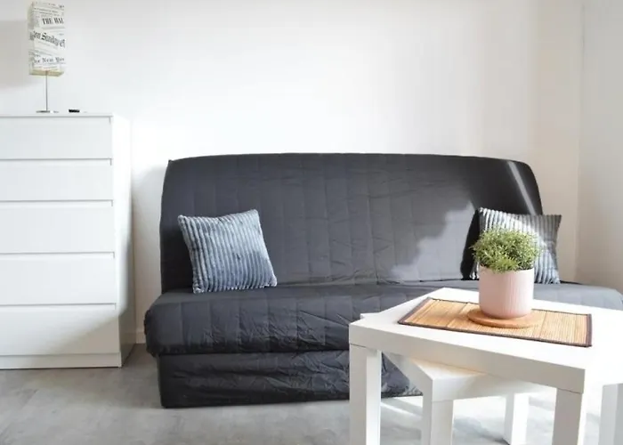 4 Couchages Avec Terrasse, Parking Et Proche Au Lavandou - Fr-1-251-240 Апартаменти Ле-Лаванду