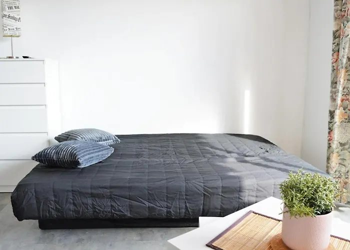 4 Couchages Avec Terrasse, Parking Et Proche Au Lavandou - Fr-1-251-240 Ле-Лаванду