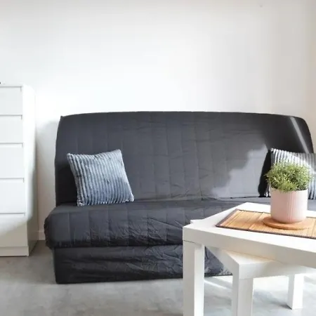 4 Couchages Avec Terrasse, Parking Et Proche Au Lavandou - Fr-1-251-240 Апартаменти Ле-Лаванду